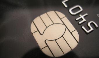Podwójne zaksięgowanie? Mastercard skorygował transakcje - teraz czas na banki