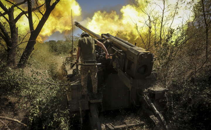 Wojska ukraińskie w okolicy miejscowości Czasiw Jar / autor: PAP/EPA/PRESS SERVICE OF THE 24 MECHANIZED BRIGADE HANDOUT