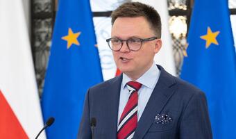 Hołownia nie może się zdecydować w sprawie aborcji