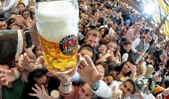 Oktoberfest powrócił! Kolejki od 5 rano