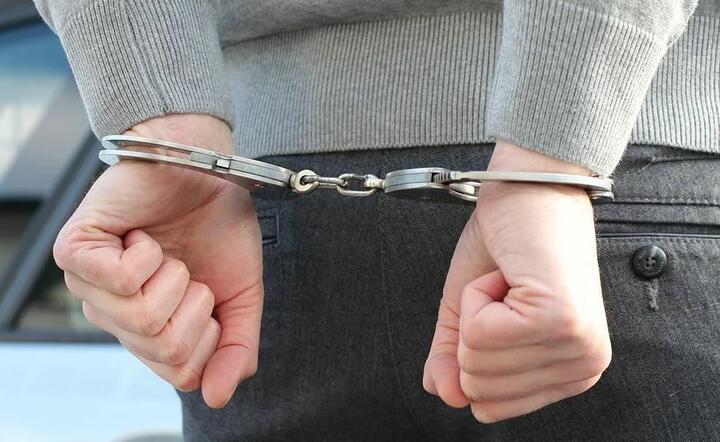 Wymuszali spłatę nieistniejących długów! Groźny gang rozbity
