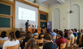 Rada ds. Młodzieży chce wzrostu stypendiów