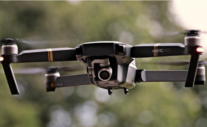 Dron - zdjęcie ilustarcyjne.  / autor: Pixabay