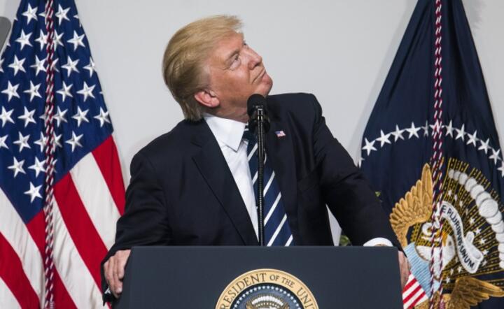 Prezydent Donald Trump przemawia na zebraniu polityków Partii Republikańskiej, fot. PAP/EPA/John Lo Scalzo