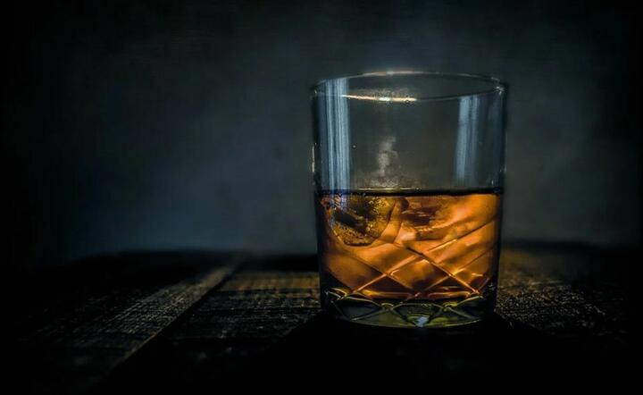Zaginiona whisky Mike'a Pompeo