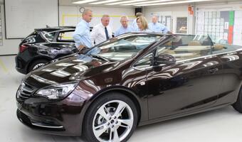 Gliwicki Opel wyprodukował dwumilionowy samochód