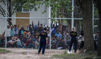 Czy „uchodźcy” pracują? W Szwecji pracę ma... pół proc. imigrantów