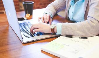 Szukasz pracy? W tych sektorach są największe braki!