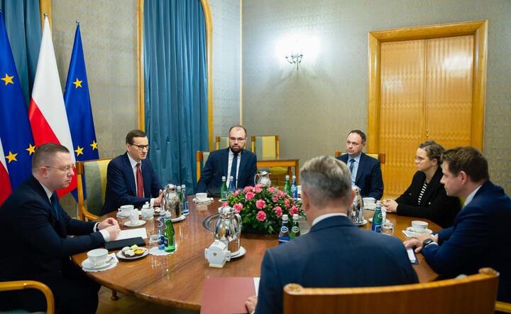 spotkanie premiera Mateusza Morawieckiego z prezydentem Warszawy Rafałem Trzaskowskim / autor: Mateusz Morawiecki/ Facebook