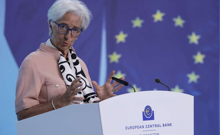 Konferencja prasowa prezes EBC, Christine Lagarde / autor: PAP/ EPA/RONALD WITTEK