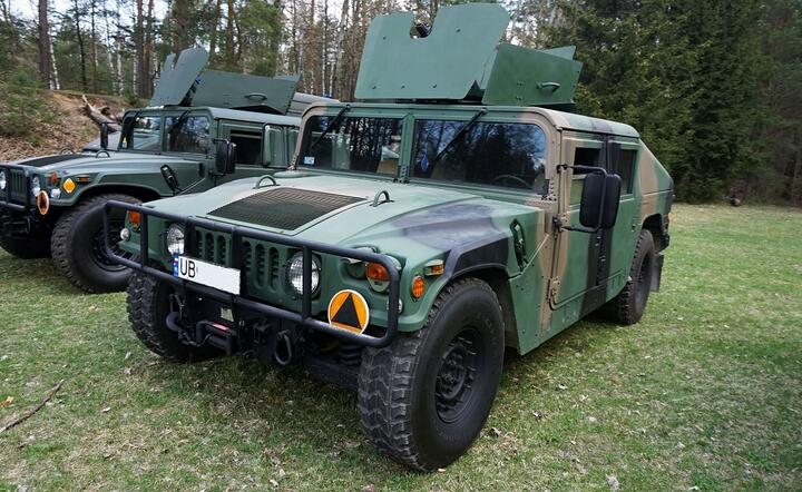 Pojazd Humvee na wyposażeniu Wojska Polskiego / autor: Fratria / MK