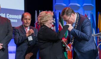 Unie kredytowe korzystne dla wszystkich konsumentów - mówi senator Grzegorz Bierecki