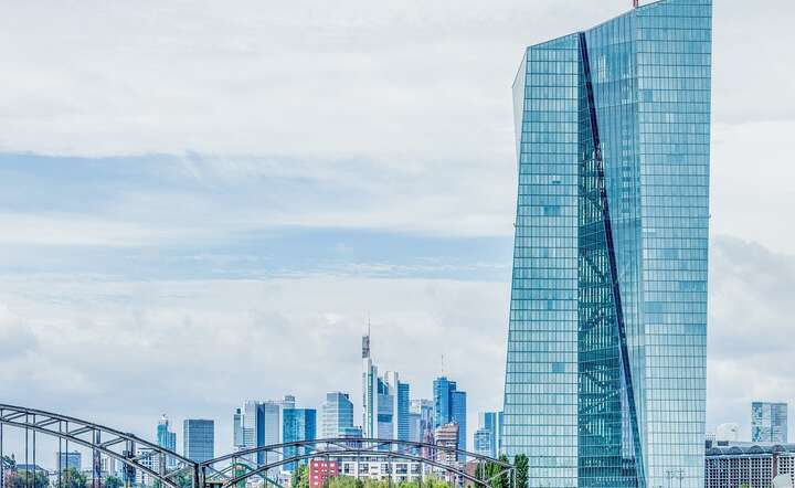 Siedziba Europejskiego Banku Centralnego we Frankfurcie / autor: Pixabay