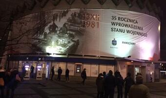 ZAMIAST SŁÓW: PKO BP przypomina o 35. rocznicy wprowadzenia stanu wojennego