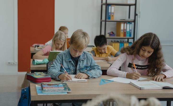MEiN: Stacjonarnie pracuje 97,7 proc. szkół podstawowych