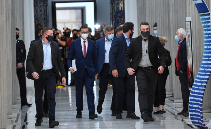 Warszawa, Sejm, spotkanie premiera z Lewicą  / autor: PAP/Radek Pietruszka