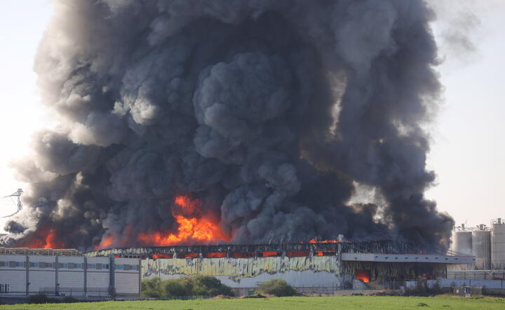 Rocket launches on Israel from Gaza / autor: PAP/EPA/ABIR SULTAN