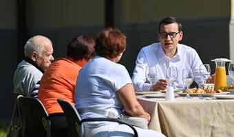 Premier: pytania referendalne mają ogromny sens