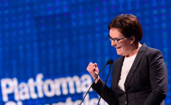 Ewa Kopacz na konwencji Platformy Obywatelskiej, fot. PAP/Jakub Kaczmarczyk