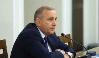 VAT: Schetyna przyznał, że o wszystkim decydował Tusk
