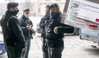 W Rzymie karabinierzy weszli do fabryki AstraZeneki