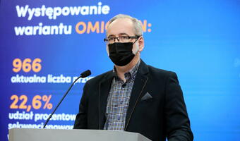 Niedzielski: wkroczyliśmy w piątą falę, 30 586 nowych zakażeń. Sytuacja robi się trudna. Apel o pracę zdalną