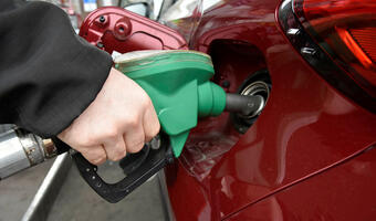 Drożeje diesel, a benzyna tanieje