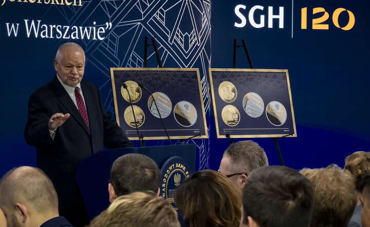 Prezes NBP prof. Adam Glapiński na prezentacji monet kolekcjonerskich NBP, wyemitowanych z okazji 120-lecia SGH / autor: materiały prasowe NBP