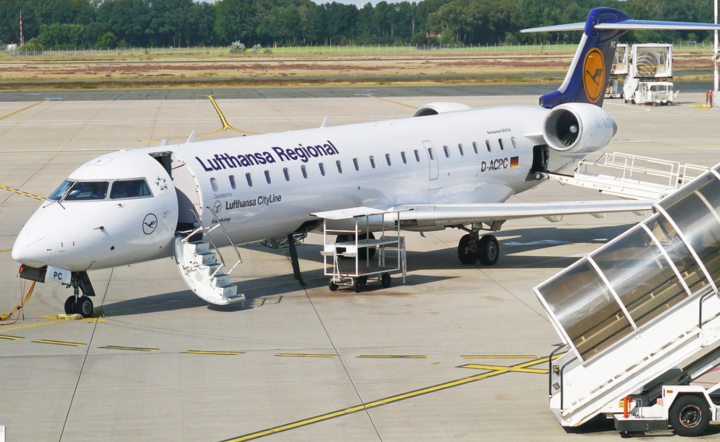 Strajki pracowników Lufthansy wstrzymują loty  / autor: Pixabay