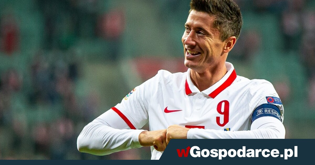 Lewandowski wart pięć razy mniej niż Kiwior!? W roli głównej PESEL?