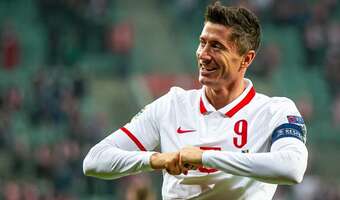 Lewandowski wart pięć razy mniej niż Kiwior!? W roli głównej PESEL?