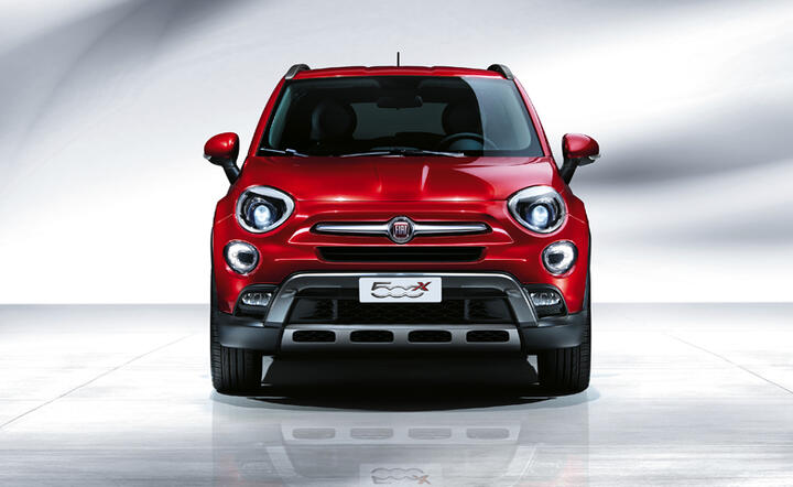 Nowy Fiat500 we Włoszech mieszka. Smutną ma minę ten nasz koleżka...