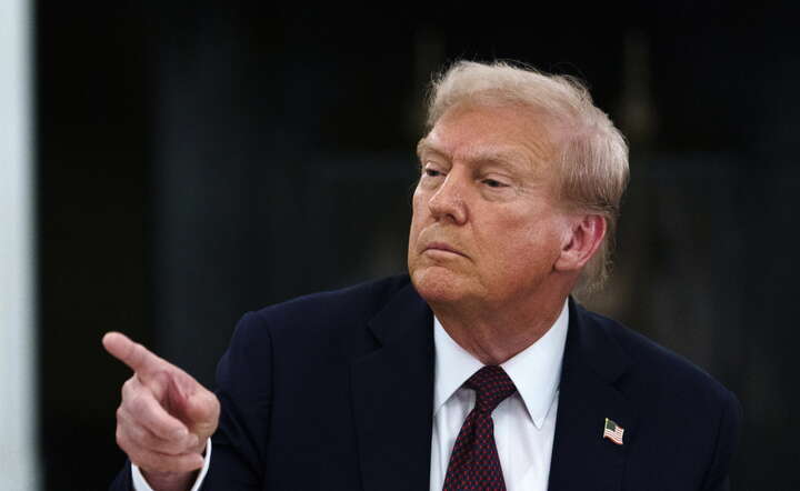 Prezydent Donald Trump na zebraniu w Białym Domu z szefami największych amerykańskich firm technologicznych / autor: PAP/EPA/WILL OLIVER
