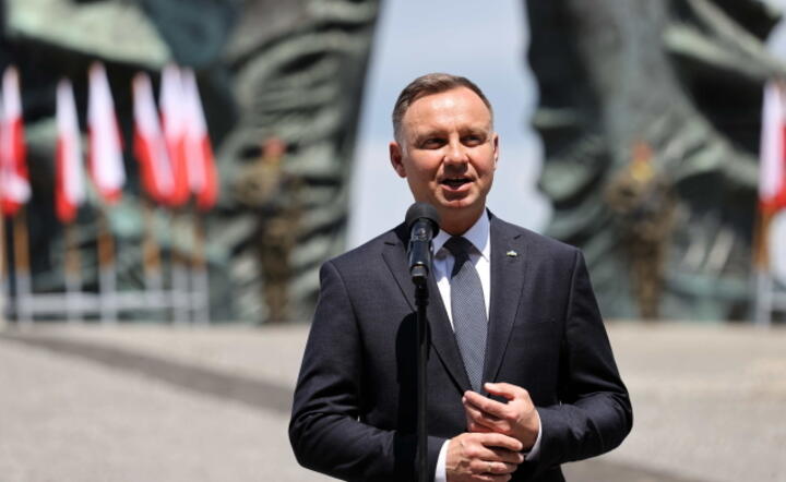 Prezydent RP Andrzej Duda podczas uroczystości, 4 bm. w Parku Powstańców Śląskich w Katowicach z okazji 100. rocznicy zakończenia III Powstania Śląskiego / autor: PAP/Andrzej Grygiel
