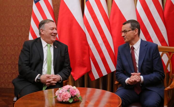 Sekretarz stanu USA Mike Pompeo (L) i premier RP Mateusz Morawiecki (P) / autor: PAP/Wojciech Olkuśnik