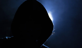 Cyberoszuści żerują na Ukrainie