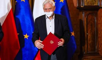 Prof. Horban: ograniczenie dostaw szczepionek grozi katastrofą