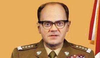 Tusk jak Jaruzelski i bajka o aferze": Internauci zareagowali na działania ABW w redakcji "Wprost" ZOBACZ ZDJĘCIE I FILM