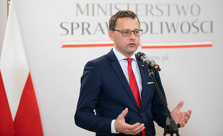 wiceminister Marcin Romanowski / autor: Fratria