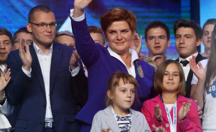 Beata Szydło na Konwencji PiS, fot. PAP/Tomasz Gzell