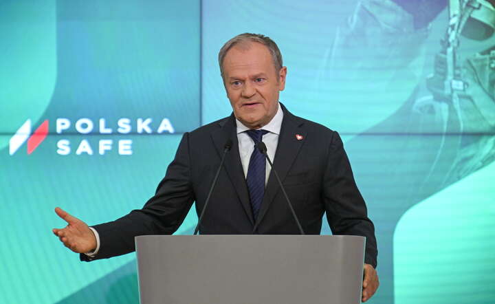 Podpisali wyrok na Polaków. To Ci dwaj, Tusk: "moment przełomowy" / autor: PAP