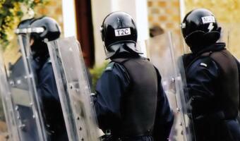 Oddziały szturmowe policji pacyfikują strajk