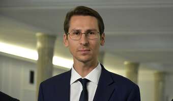 Płażyński proponuje podatek, który zbije marże bankowe