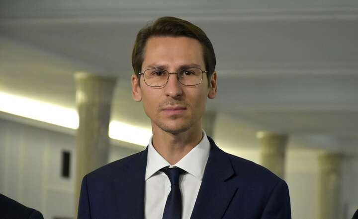 Płażyński proponuje podatek, który zbije marże bankowe