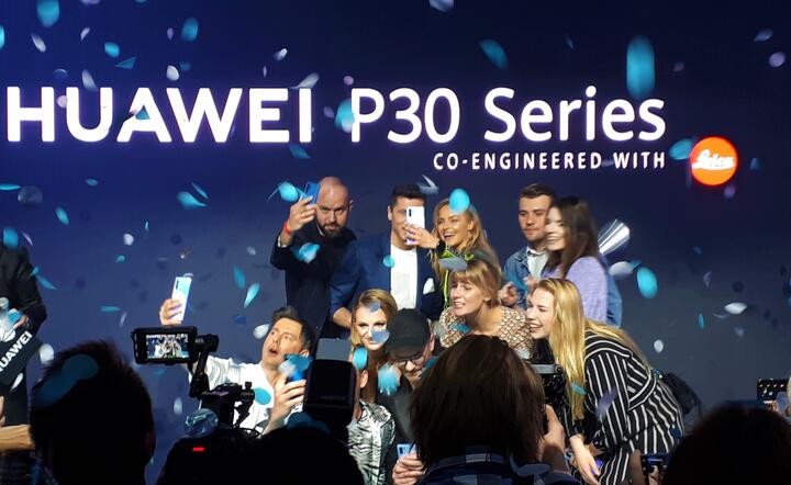 Polska premiera P30 i P30 Pro / autor: Max Wysocki, Fratria