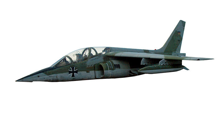 Dornier Alpha Jet – samolot szkolny oraz lekki samolot szturmowy. Powstał we współpracy niemiecko-francuskiej,sprzedawany do wielku krajów, fot. freeimages