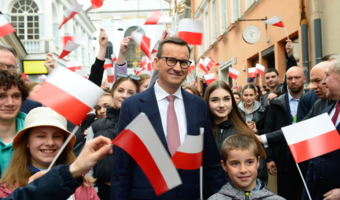 Premier do maturzystów: powodzenia i połamania długopisów