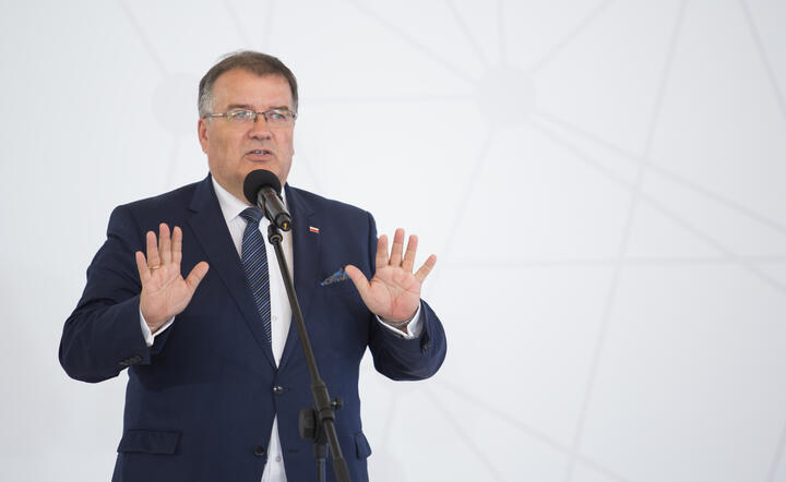 prezydencki minister Andrzej Dera / autor: Fratria