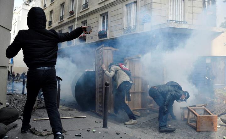 autor:  	PAP/EPA/JULIEN DE ROSA