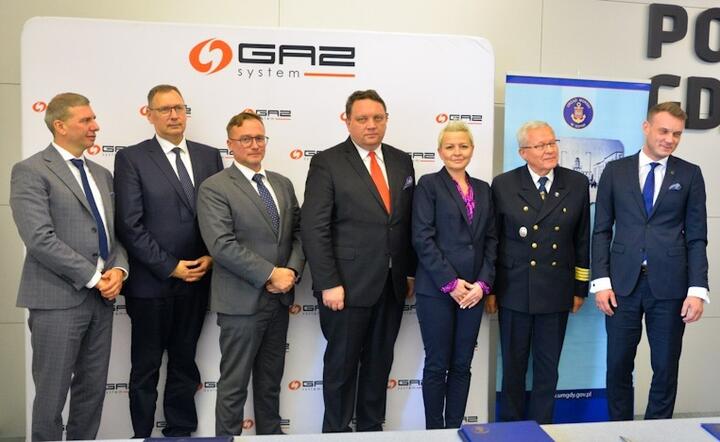 Podpisanie porozumienia między Gaz-Systemem, Urzędem Morskim w Gdyni i Zarządem Morskiego Portu Gdańsk / autor: Gaz-System